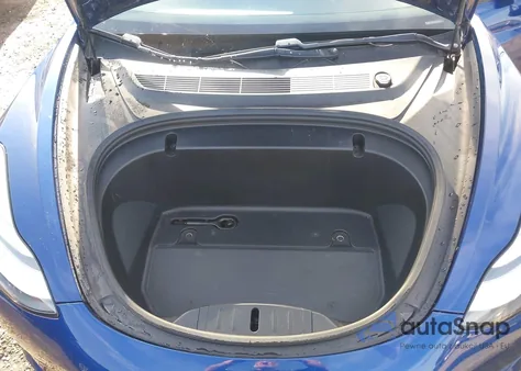 2020 Tesla Model 3 Long Range z USA, uszkodzony, nr VIN 5YJ3E1EB0LF620626